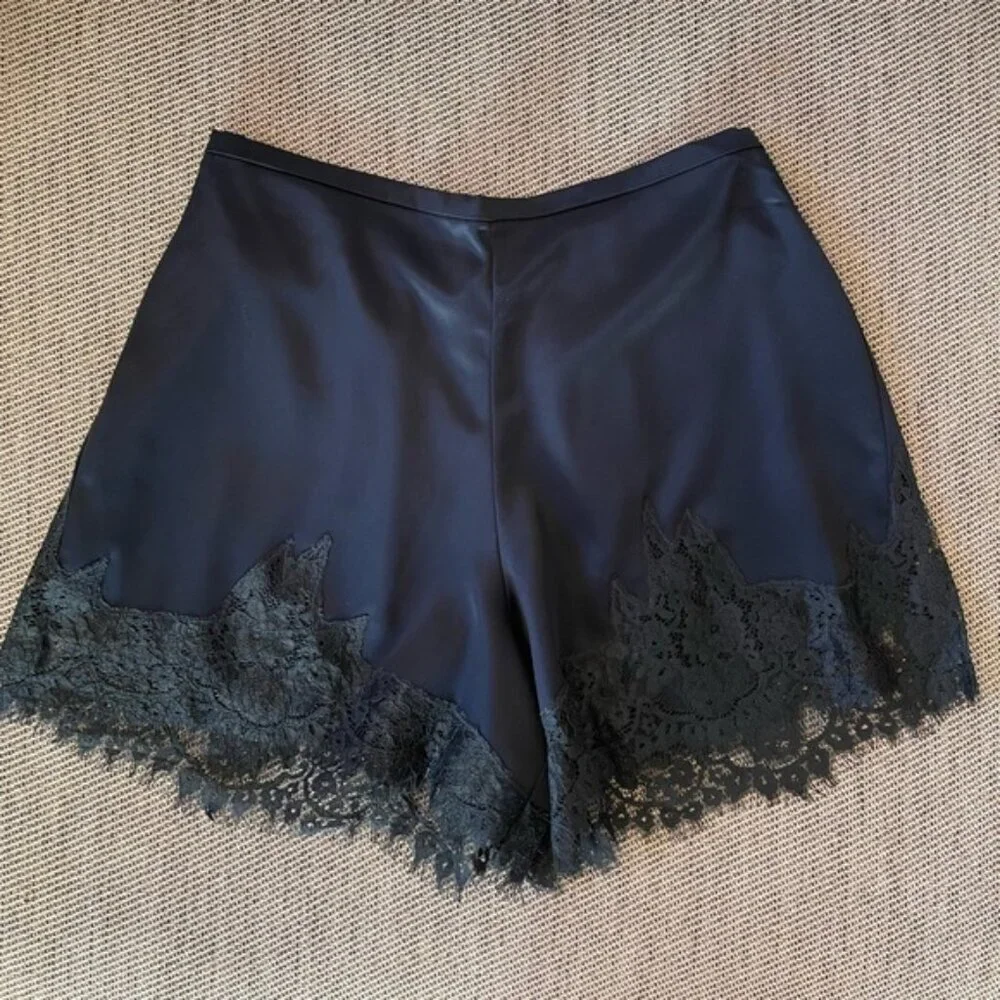 NEW Reformation Fern Midnight Navy Lace Trim Satin Shorts Elastic Waist | US S - Picture 8 of 11